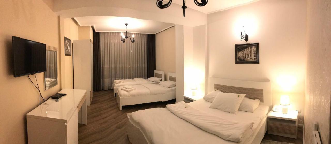 Apollonia Otel Gjakova Dış mekan fotoğraf